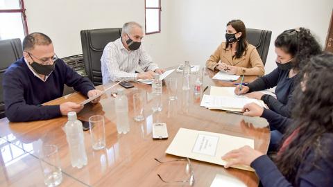 La iniciativa propone instituir la “Fiesta de las Colectividades”, la que se compone de un festejo central, una feria eventual y de actividades complementarias.